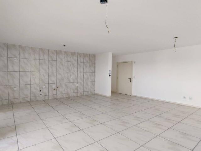 #126 - Apartamento para Venda em Criciúma - SC - 2